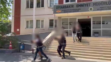 Diyarbakır'da El Bombası İle 4 Tutuklama