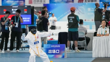 İnsansı Robotlar Pekin'de Yarışıyor