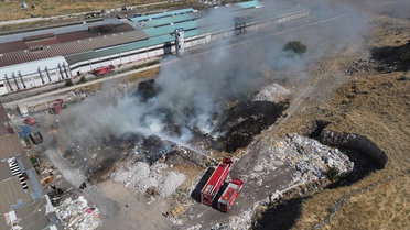 Kayseri'de Fabrika Atıklarında Yangın