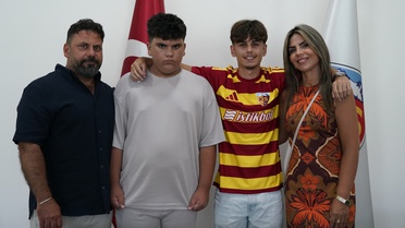 Kayserispor, Mikail Kulaksız ile Profesyonel Sözleşme İmzaladı