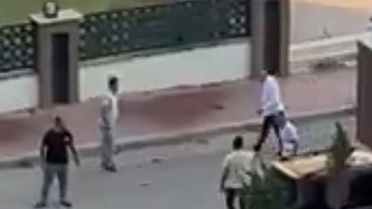 Yeni Parti Milletvekili Bıçaklandı, Keleş İhraç Edildi
