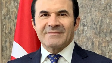Vali Yardımcısı Hastanede Sıra Bekleyip Gözlem Yaptı