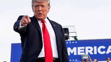 Trump, Kanada'ya yönelik otomobil ve kamyon tarifelerinin yüzde 50'ye yükseltileceğini açıkladı