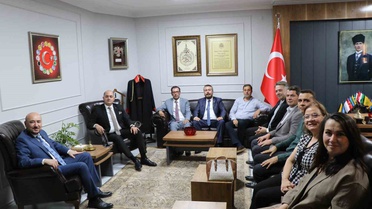 Başsavcı Arısoy'a Ziyaret ve Hediyeler