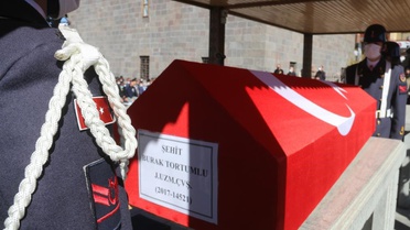 Şehit Kızının Yürek Yakan Cevabı: 'Erzurum'un Kahramanı Babam'