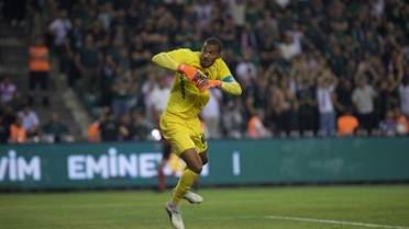 Kocaelispor 1-0 Amed: İlk Yarı Sonuç