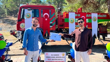 Gördes'te Kadınlara Hibe Çapa Motoru Desteği