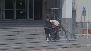 Hırsızlık Suçundan Firari Kadın Yakalandı