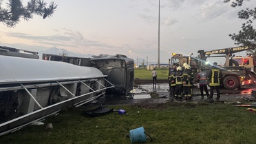 Kayseri'de Otobüs ile Tanker Çarpıştı: 35 Yaralı