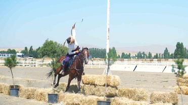 Malazgirt'te Atlı Okçuluk Şampiyonası Yapıldı