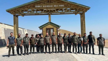 Nemrut Kalderası'nda Kartal ve Şahin Salımı