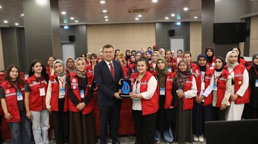 Gençlerden Vali Akmeşe'ye Ziyaret