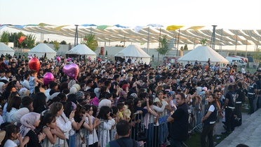 Sinan Akçıl Malazgirt'te Konser Verdi