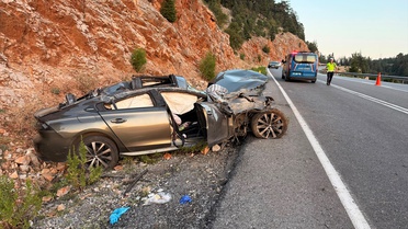 Akseki'de Kaza: 1 Ölü, 2 Yaralı