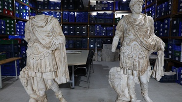 Kibyra'da Hadrianus Heykeli Yeniden Ayağa Kalktı