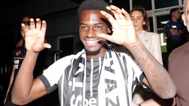 Beşiktaş, Ernest Poku'yu Karşıladı