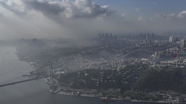 İstanbul’da cuma sürprizi! Sıcaklık sert düşecek, sağanak başlayacak