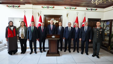 TBMM Başkanı Kurtulmuş, Afyonkarahisar’da Vali Aktaş ile Belediye Başkanı Köksal ile bir araya geldi