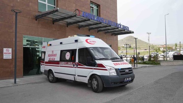 Çalıştığı sırada elektrik akımına kapılan 18 yaşındaki genç can verdi