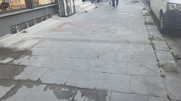 Ekmek parası kazanan Suriyeli, 3. kattan aşağıya düştü