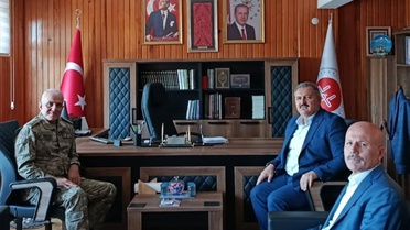 Gazi Tümgeneral Ala'dan İl Müftüsü'ne Ziyaret