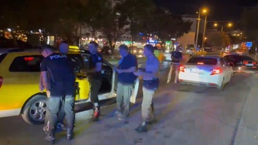 Bursa'da Uygulamada 9 Aranan Kişi Yakalandı