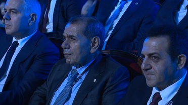 Dursun Özbek ve ekibinin rakiplerinin belli olduğu andaki yüz ifadeleri bomba