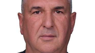 Mahalle Muhtarını Tüfekle Vurdu