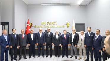 Gölbaşı'nda 6 CHP'li meclis üyesi AK Parti'ye geçti