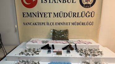 Dronlu Operasyon ile Uyuşturucu Çetesi Çökertildi