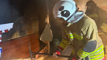 Reyhanlı'da market yangını söndürüldü