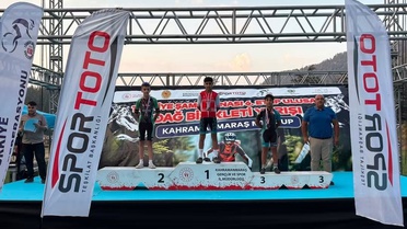 Akhisarlı Sporcular Türkiye Şampiyonası'nda Başarı Elde Etti