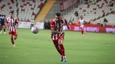 Antalyaspor, Sarıyer'e 2-1 Yenildi
