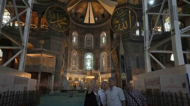 Ayasofya Restorasyonu Devam Ediyor