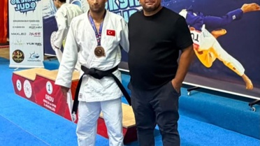 Yiğit Dinçer, Judo Turnuvasında Üçüncü Oldu