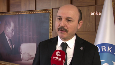 Türk Eğitim-Sen'den MEB'e çağrı: 'Yeni eğitim-öğretim yılı 'Öğretmenimi ve Okulumu Seviyorum' temasıyla başlatılsın'