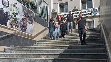 Ponzi Mine Kadıköy'de Yakalandı