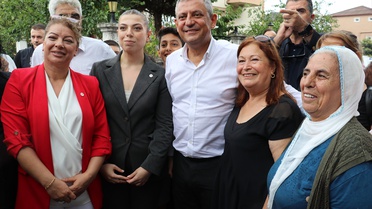 Özgür Özel'den Yeni Parti Vurgusu