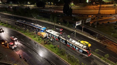Zeytinburnu'nda tramvay kazası: 9 yaralı