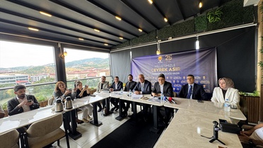 Bingöl'de AK Parti milletvekilleri basınla buluştu