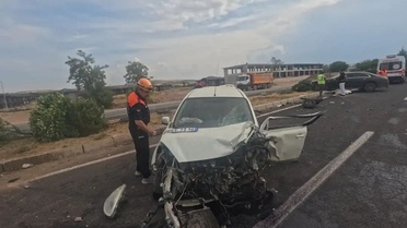 Elazığ'da Trafik Kazası: 2 Yaralı