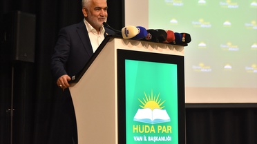 HÜDA PAR Van Kongresi: Yapıcıoğlu Kardeşlik Vurgusu Yaptı