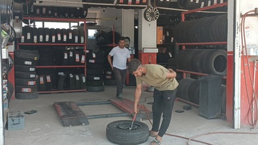 Lastik Patladı, İşçi Ölümden Döndü