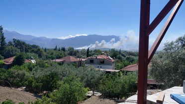 Seydikemer'de Tarım Arazisinde Yangın