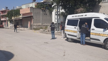 Ceyhan'da Boşanma Kavgası: İki Kişi Yaralandı