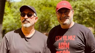 Cem Yılmaz kalp spazmı geçirdi; durumu iyi