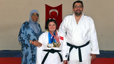 Zeynep Sude Bilginer Dünya Şampiyonu
