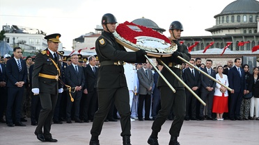 30 Ağustos Zafer Bayramı Taksim'de Törenle Kutlandı