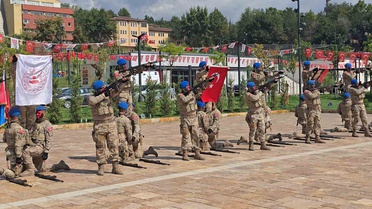 Karabük'te Zafer Bayramı coşkusu: Komando gösterileri büyüledi