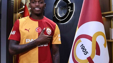 Galatasaray'a Rafael Leao Transferi